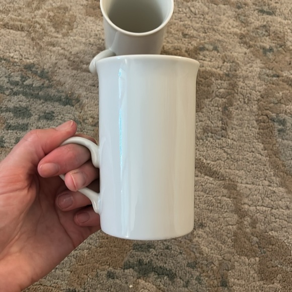 Set of 2 white mugs with low handle - Picture 6 of 6